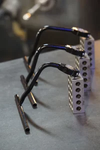 Haute Twisted T stem bag support